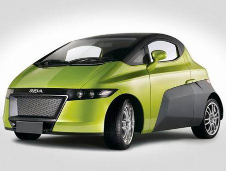 低碳环保纯电动汽车